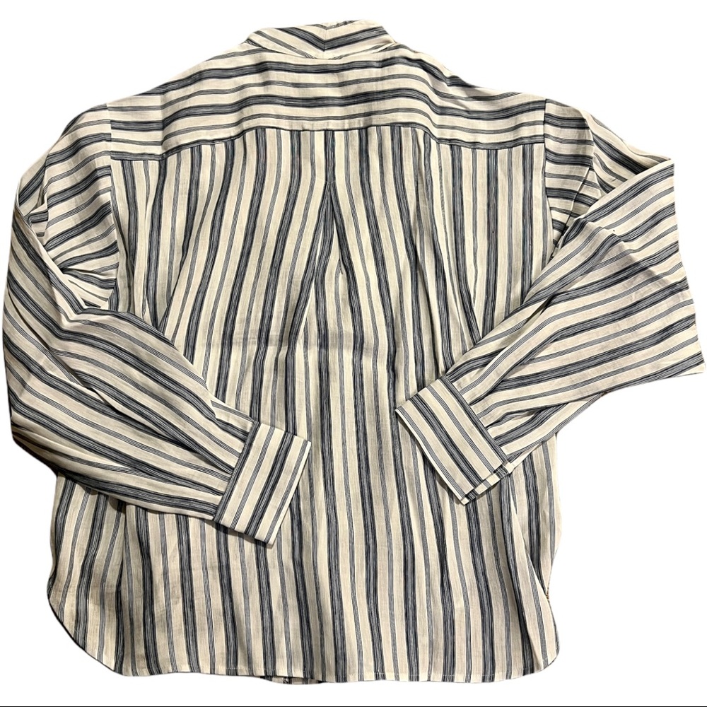 Frame Button Down Shirt - Picture 4 of 7